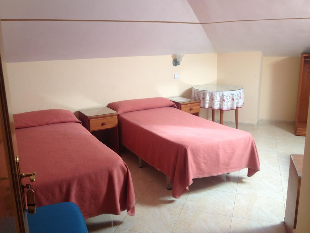 Hostal González Guadarrama Quarto foto