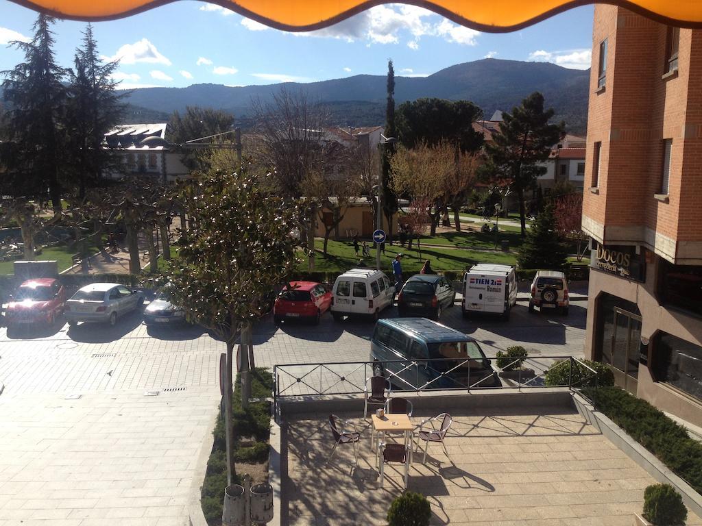 Hostal González Guadarrama Exterior foto