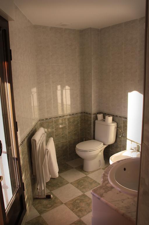 Hostal González Guadarrama Quarto foto