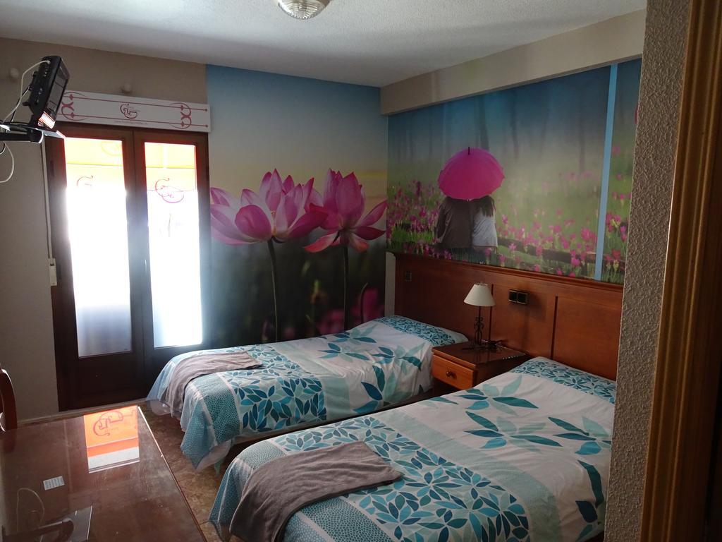 Hostal González Guadarrama Exterior foto